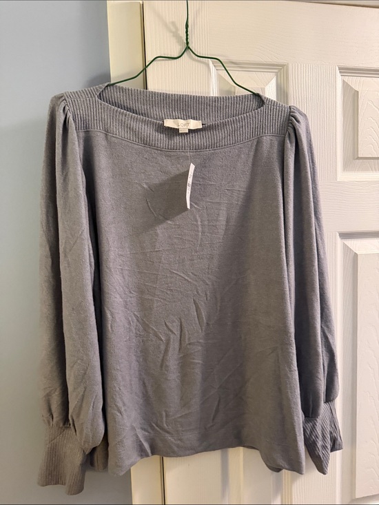 LOFT Tops - LOFT Women's Light Gray Boatneck Puff Sleeve Sweater
